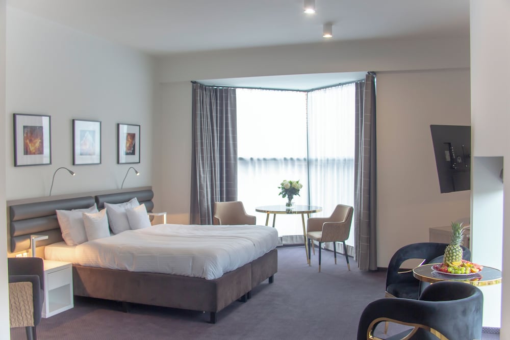 Superior Double Room, Garden View