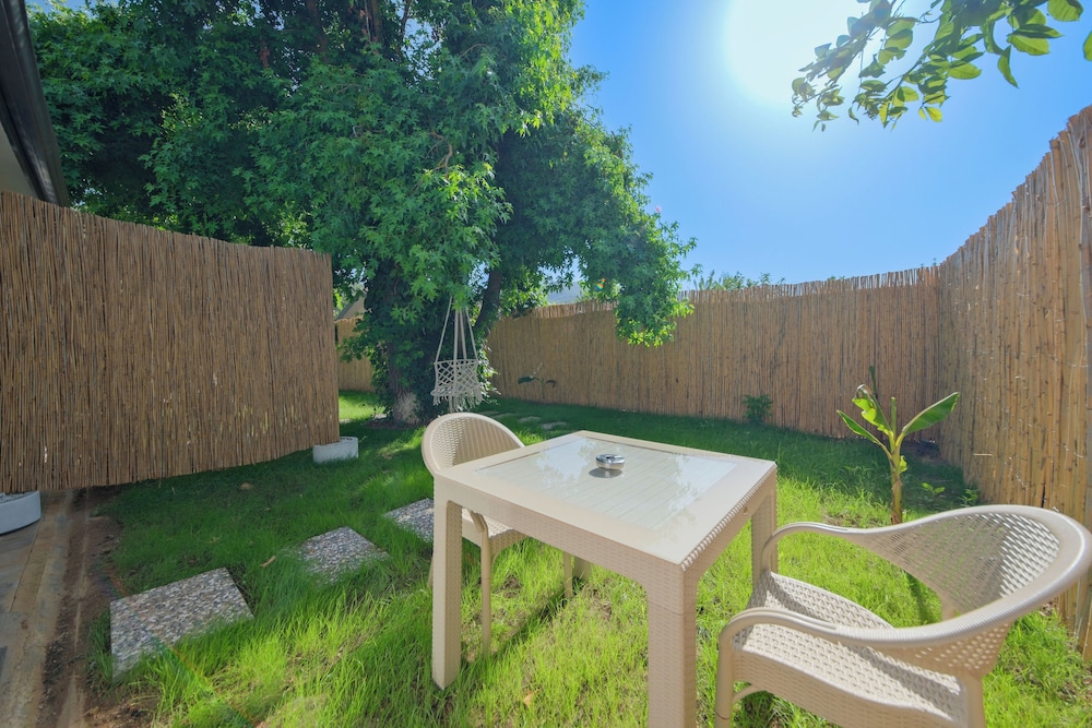 Studio Suite, Garden View