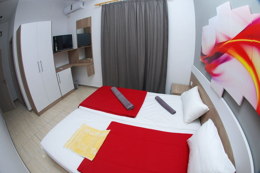 Double or Twin Room photo 2