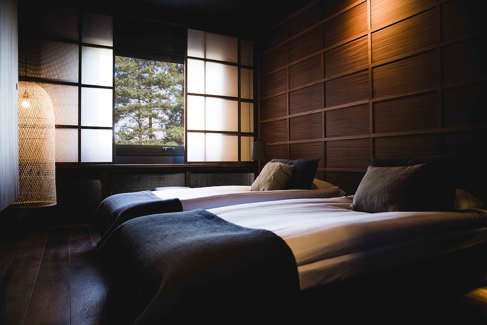 Standard Double Room, 2 Twin Beds, Sea View