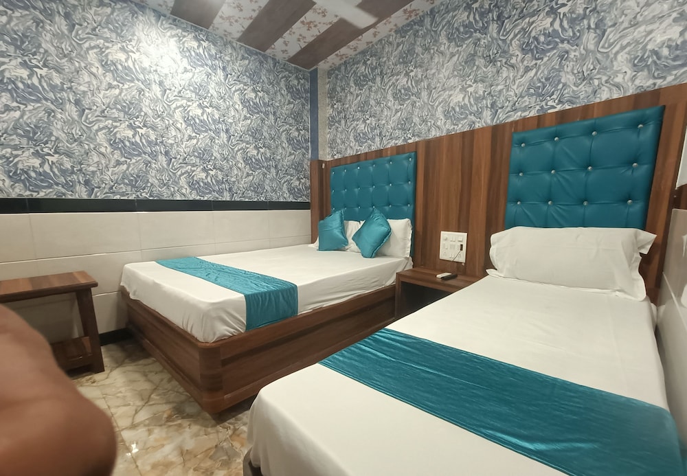 Deluxe Triple Room - Photo 5