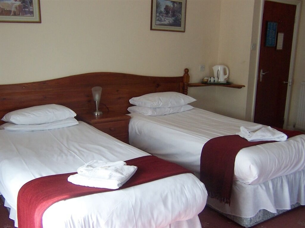 Twin Room, Ensuite photo 1