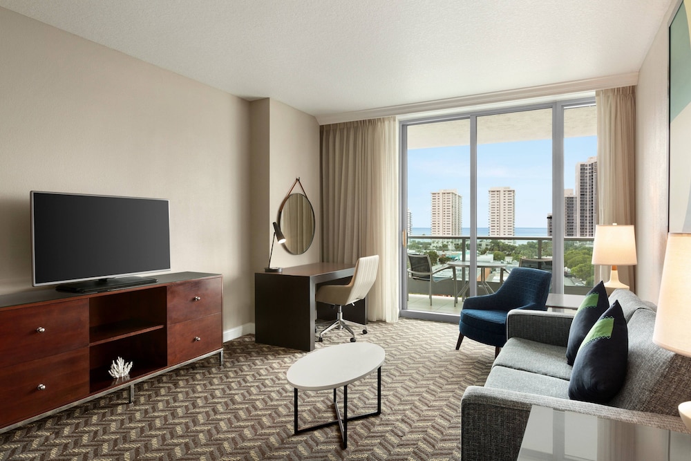 Suite, 1 Bedroom, City View