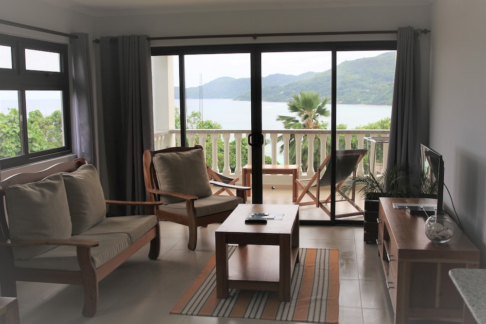 Panoramic Apartment photo 2