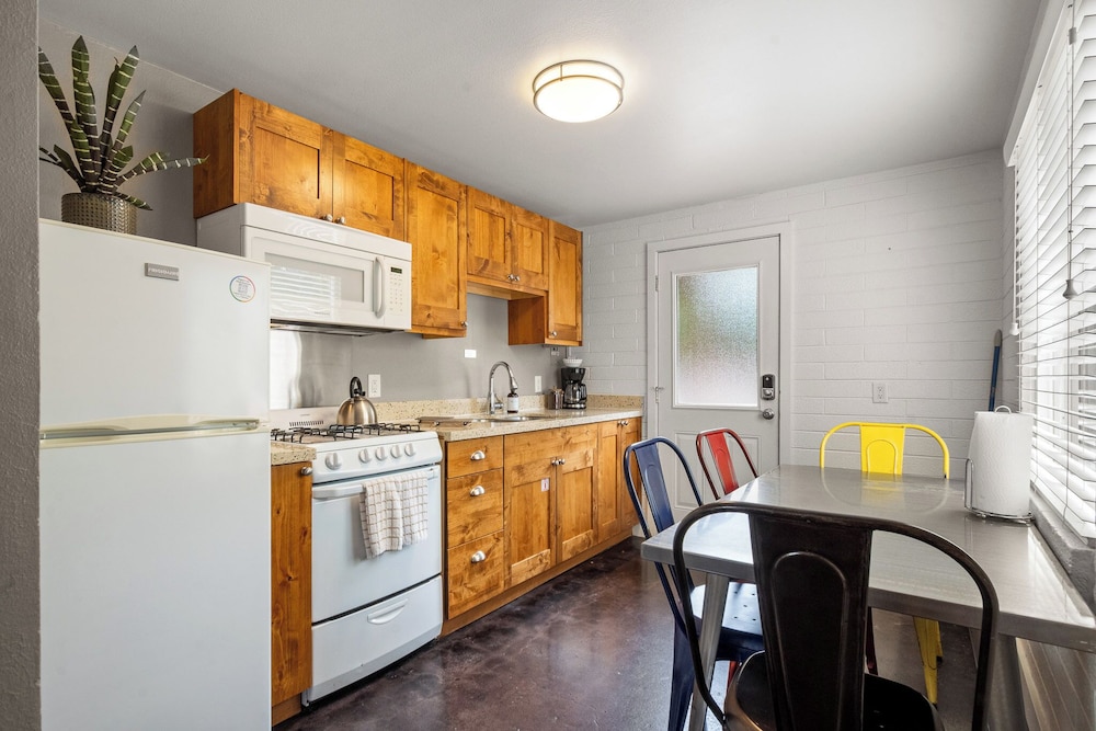 Condo photo 2