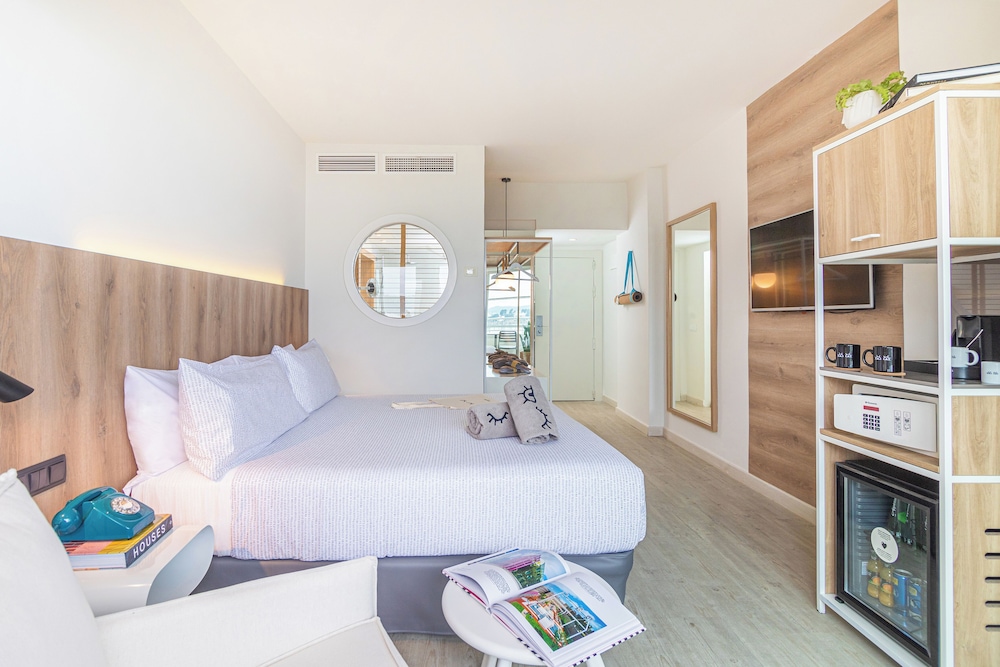 The Loft Sea View - Photo 3