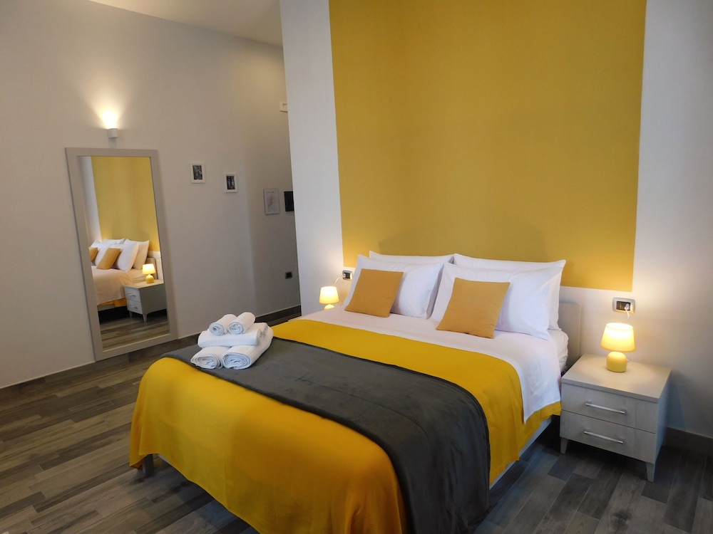 Deluxe Double Room (Denari)
