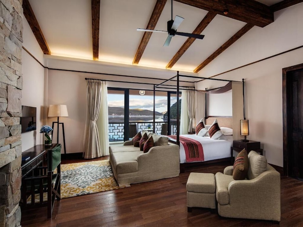 Deluxe Double Room, Lake View