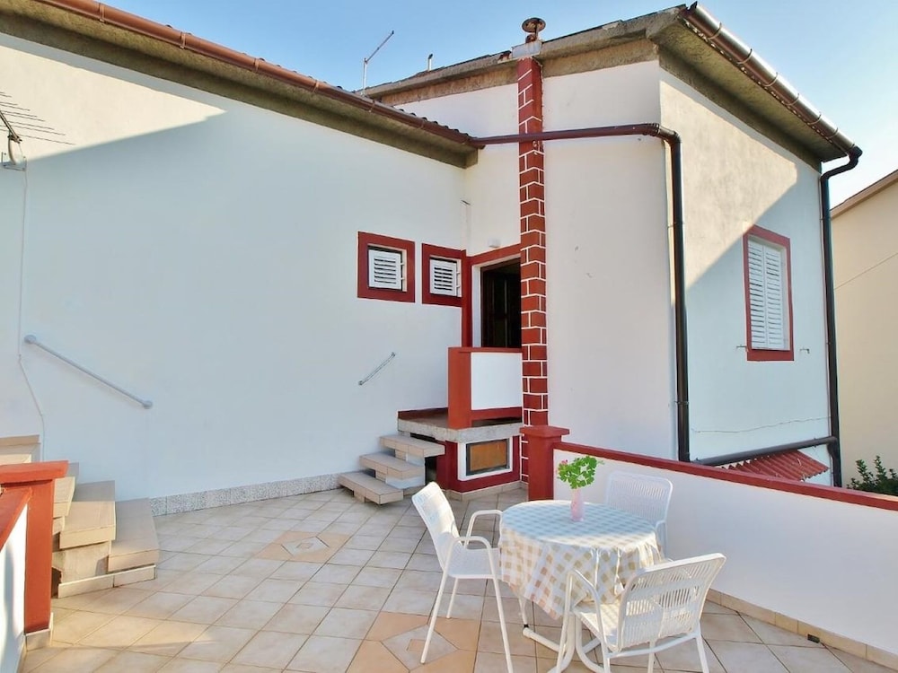 Apartment (Ivans - with parking - A2(2+1))