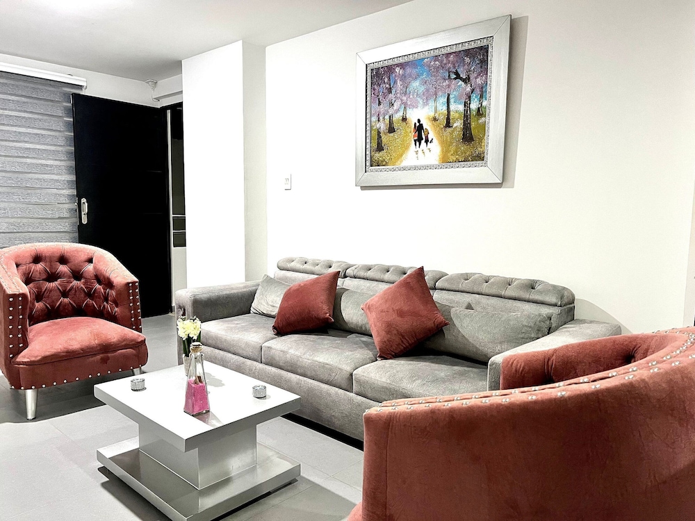 Basic Apartment photo 1