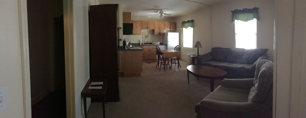 Suite, 1 Bedroom photo 1