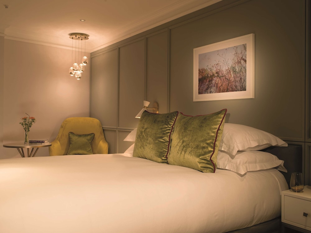Executive Room, 1 Queen Bed photo 2