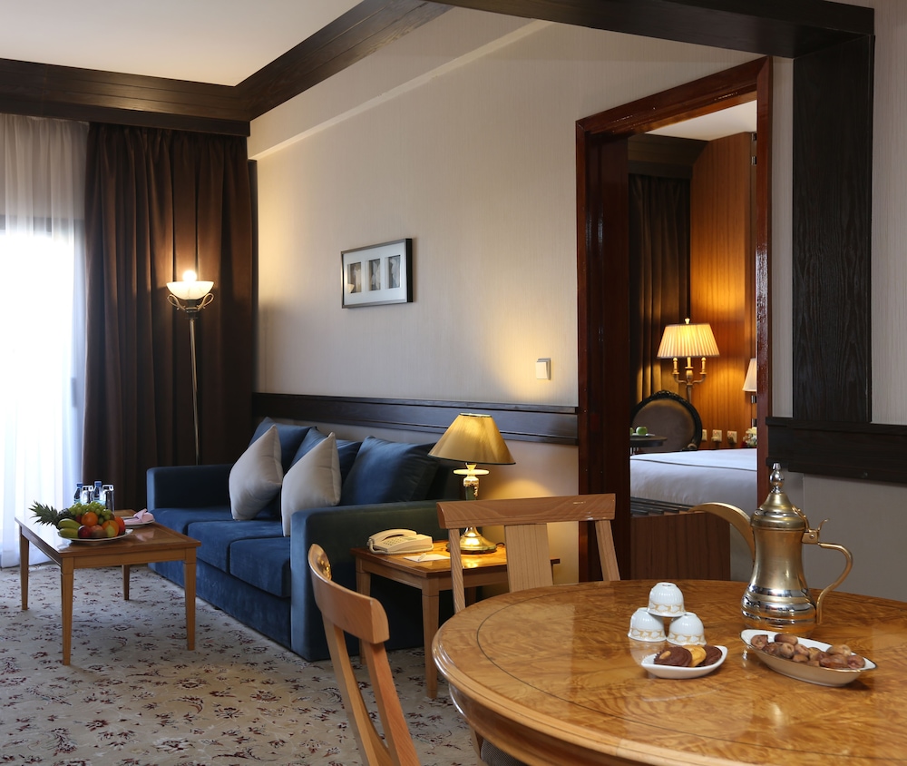 Executive Suite, Mountain View - Photo 4