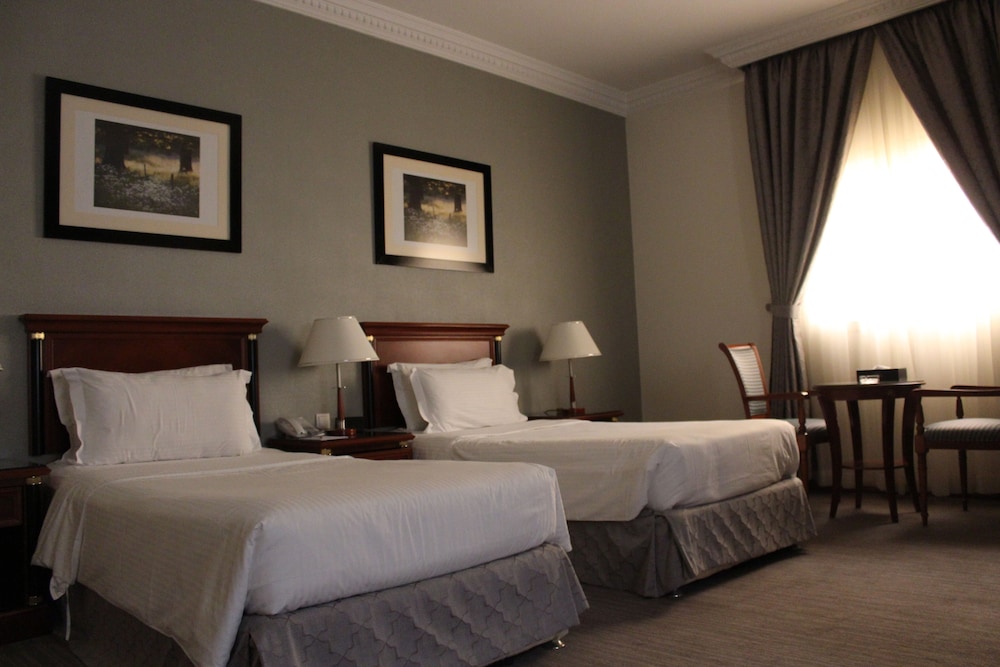 Junior Twin Room - Photo 5