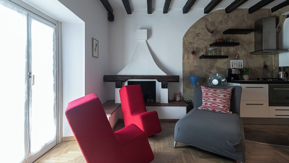 Apartment (2 Bedrooms)