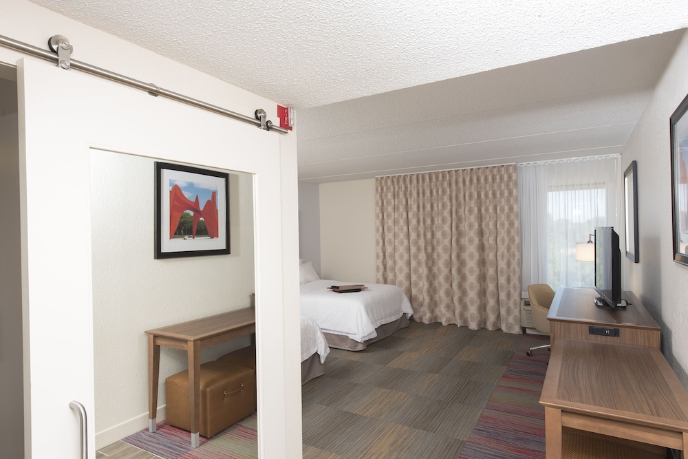 Room, 2 Queen Beds, Accessible, Non Smoking - Photo 2