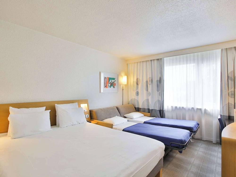 Classic Room, Multiple Beds photo 3