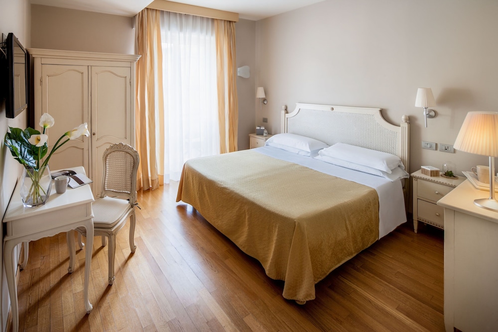 Comfort Double or Twin Room photo 1