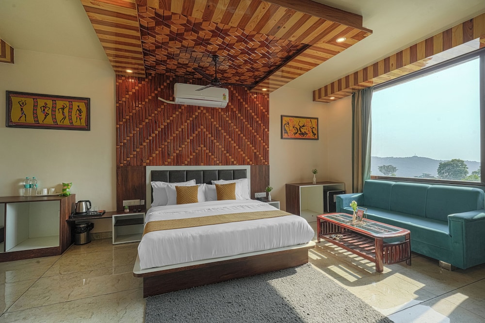 Premium Room, 1 Bedroom, Smoking, Mountain View photo 3
