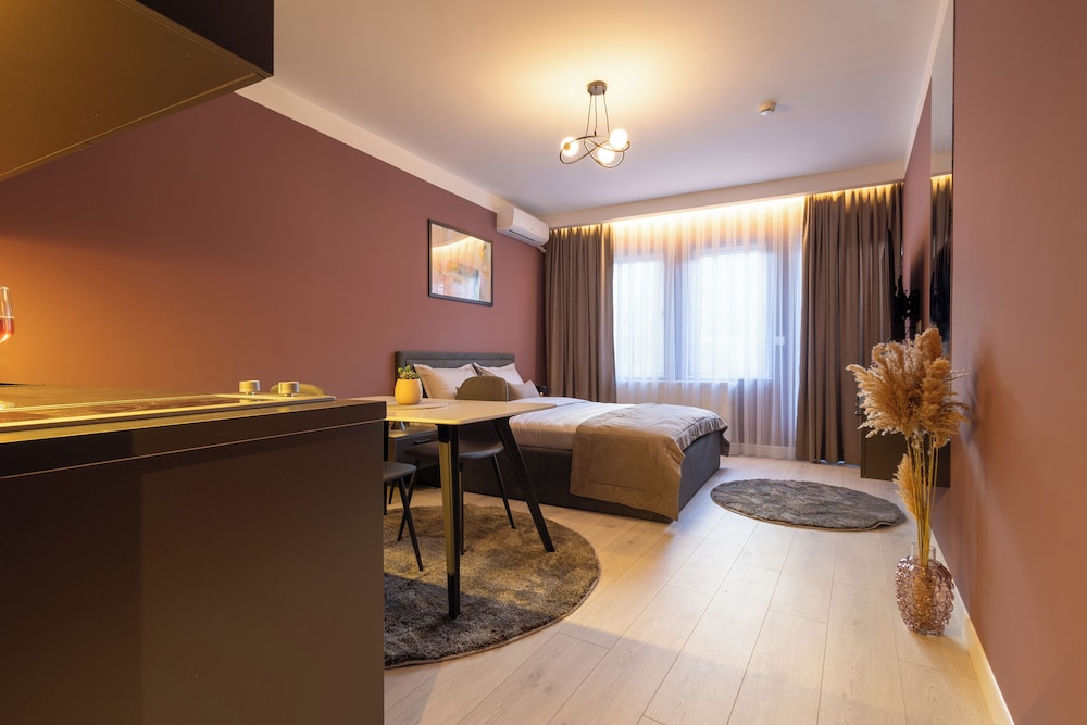 Standard Apartment, City View photo 1