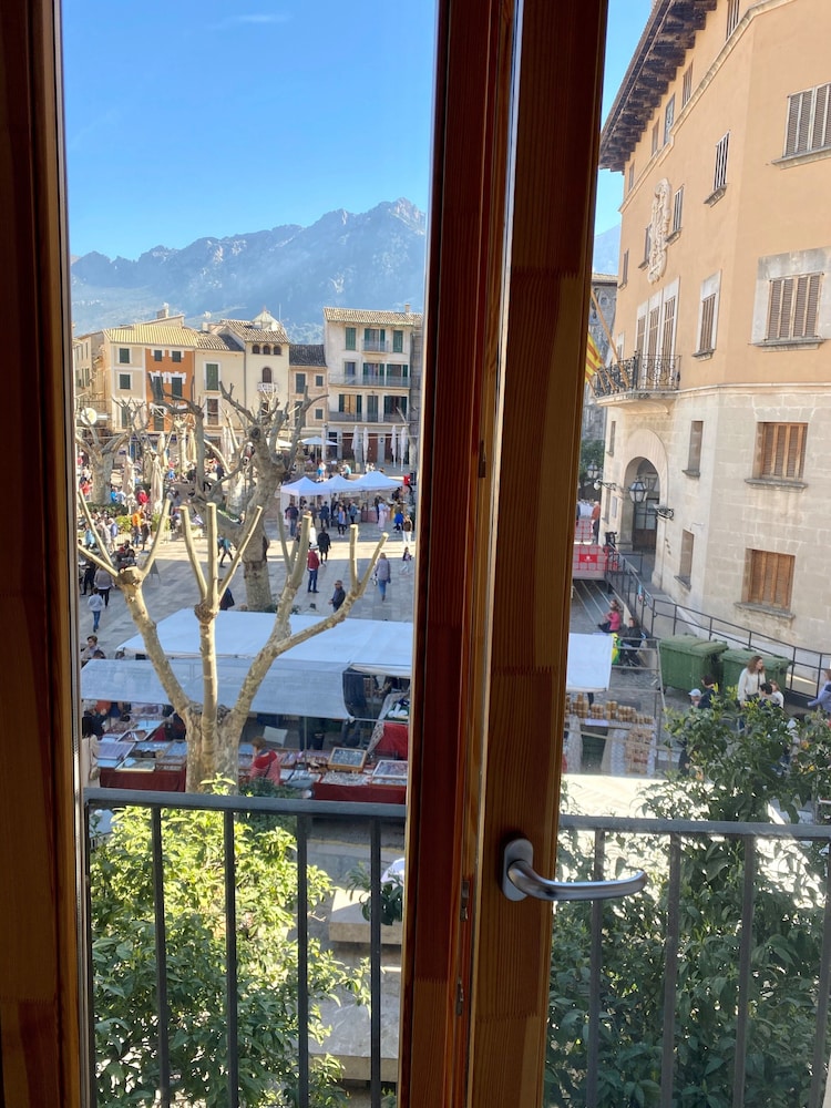 Superior Double Room, City View - Photo 6