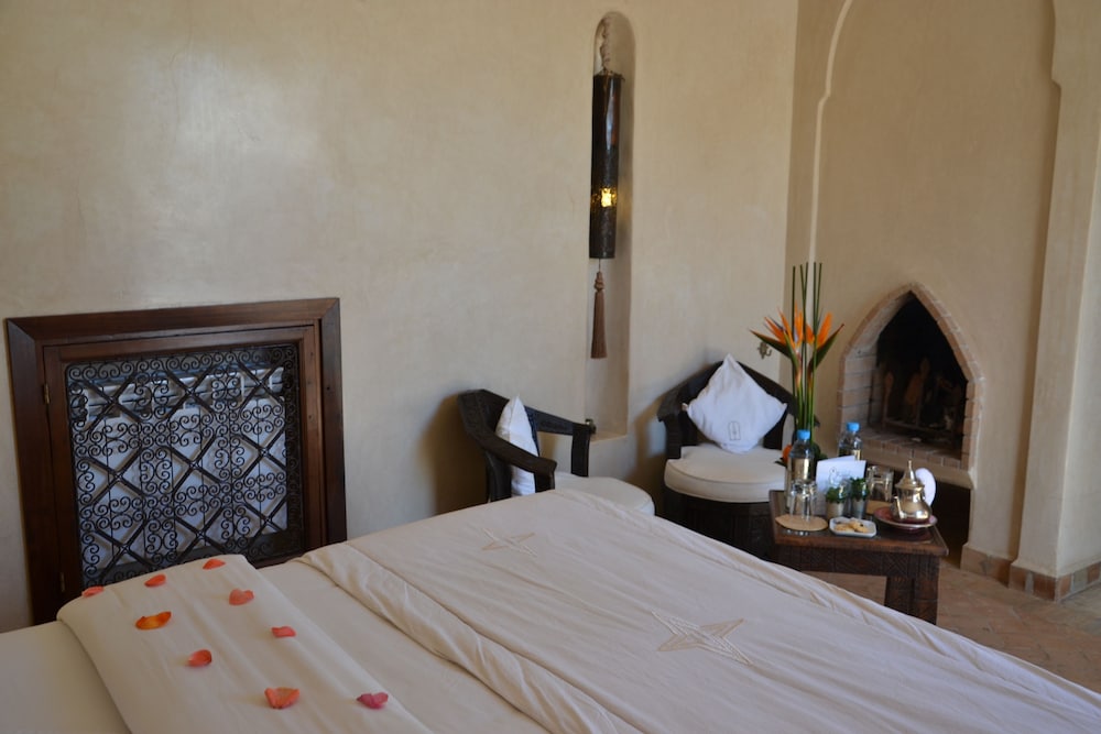 Deluxe Double or Twin Room photo 3