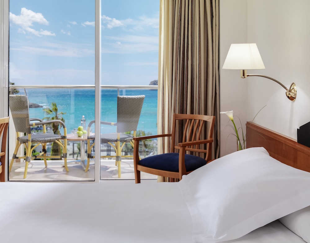 Superior Double Room, Sea View - Photo 6