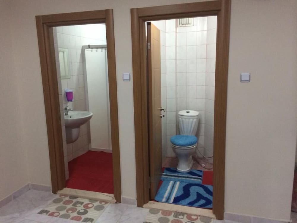 Basic Twin Room, 2 Bedrooms photo 2