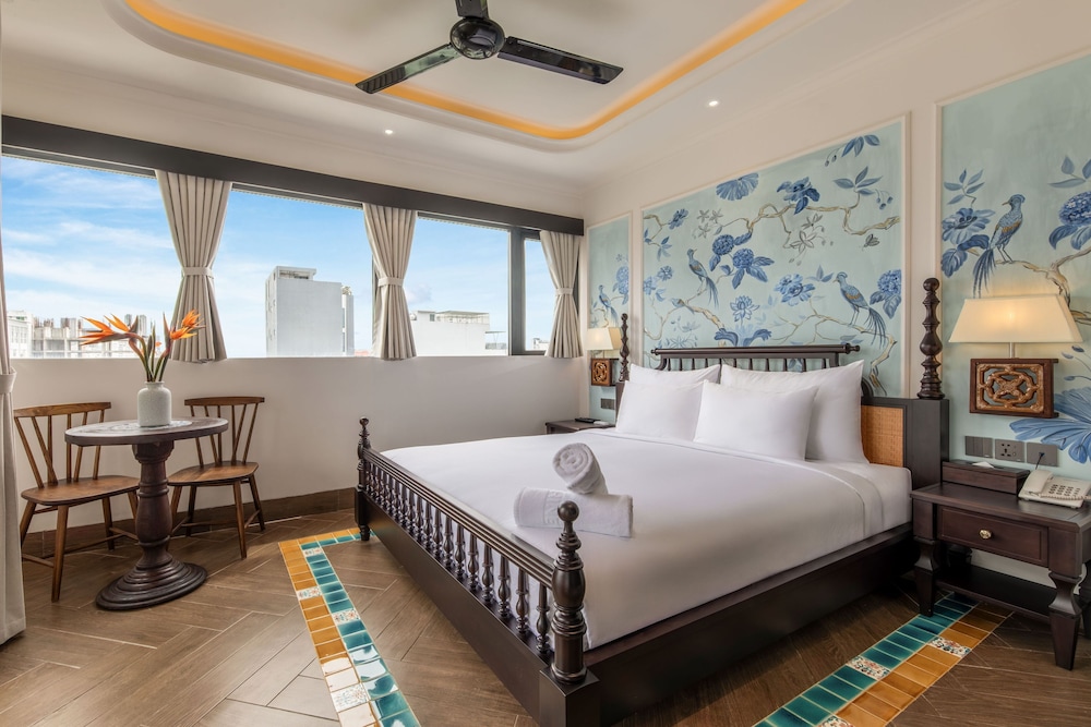 Deluxe Double Room, River View photo 3