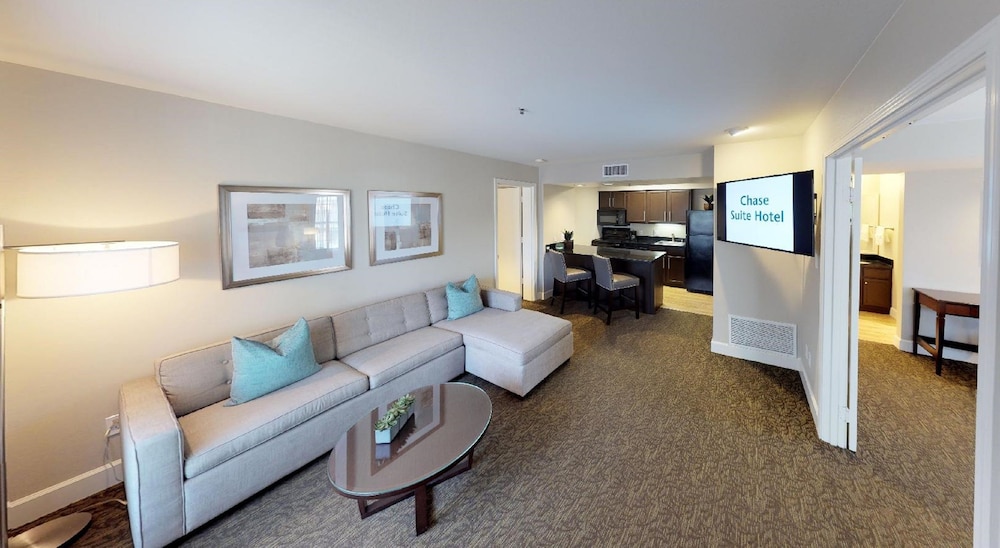 Signature Suite, 2 Bedrooms photo 2
