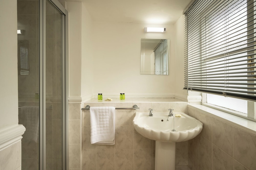 Standard Triple Room photo 3