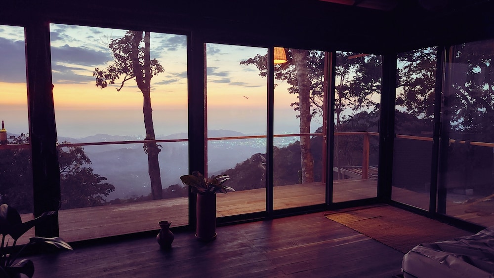 Panoramic Cabin, Multiple Beds, Terrace, Ocean View photo 3