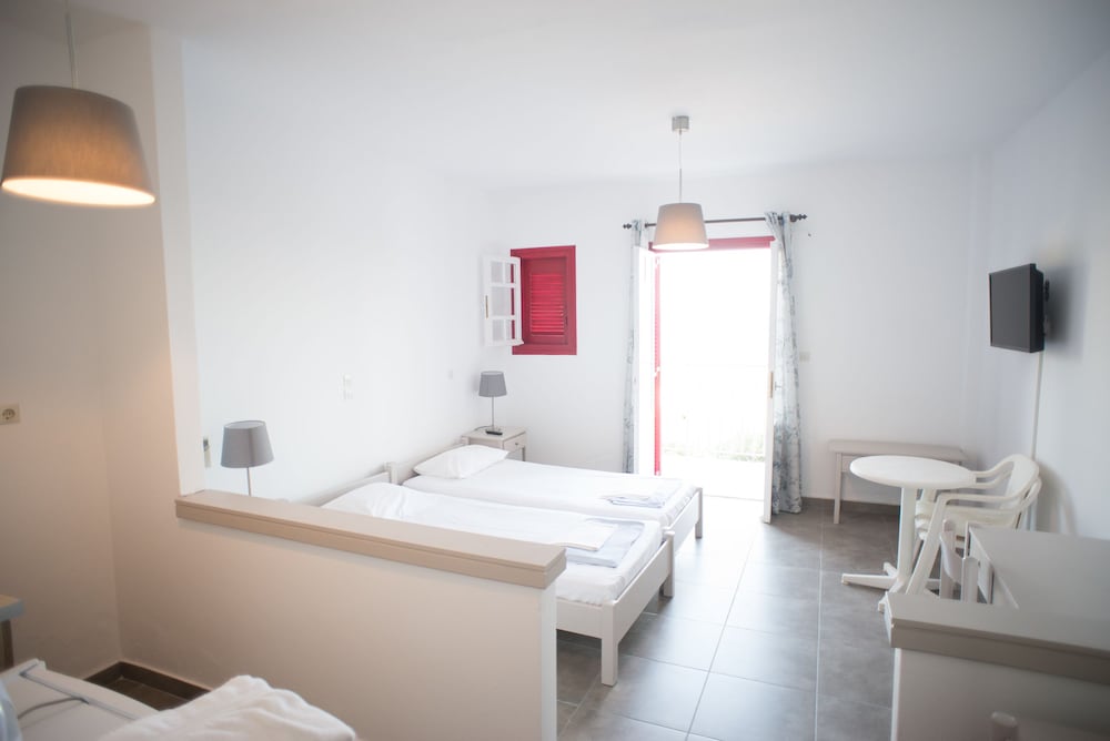 Standard Room photo 2