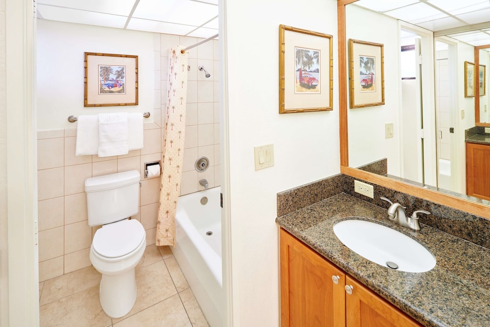 Studio, Kitchen, Resort View