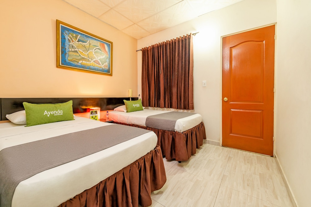 Economy Twin Room photo 2