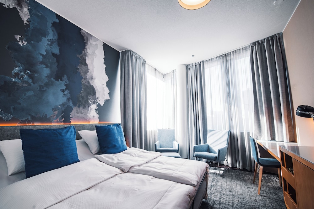 Deluxe Room, 1 King Bed, Non Smoking