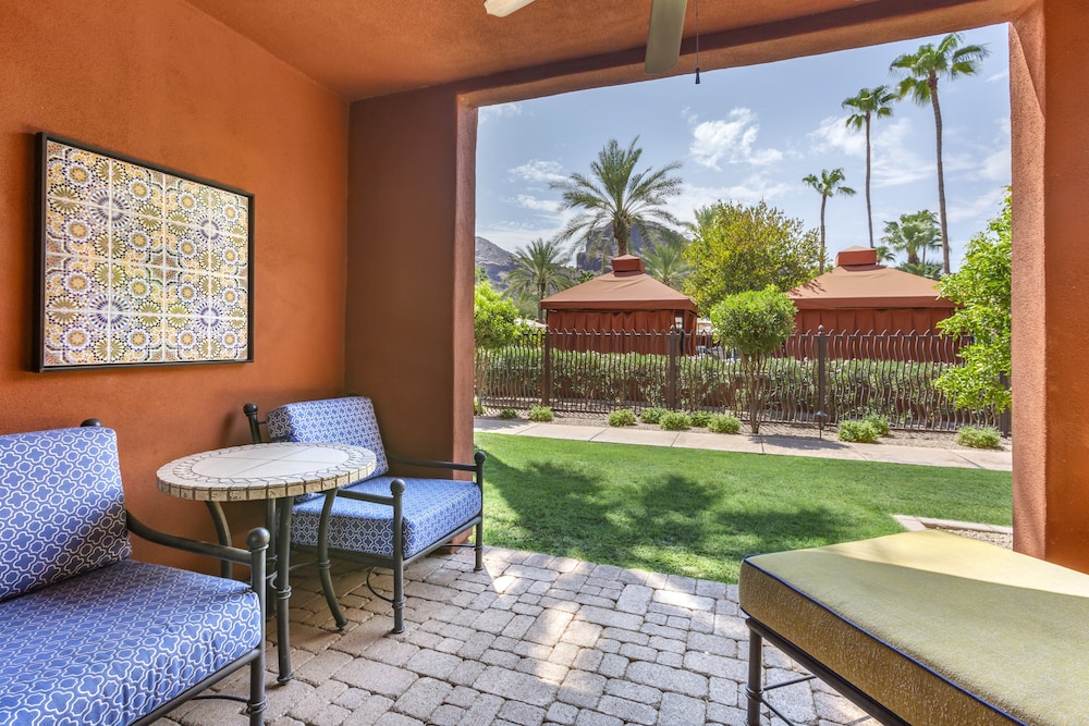 Room, 2 Queen Beds (Oasis Poolside Room) - Photo 3