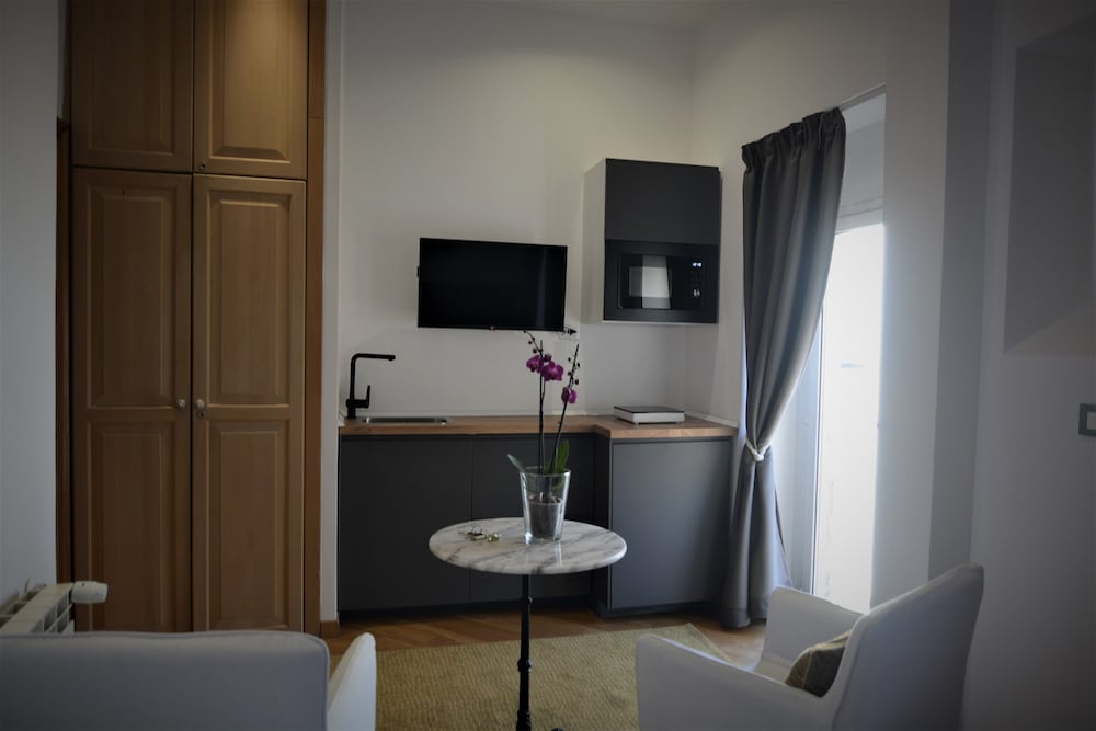 deluxe double room with independent entrance photo 1