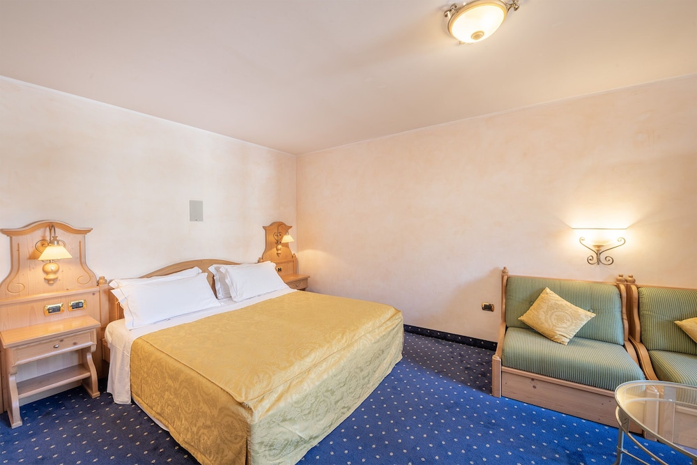 Family Quadruple Room