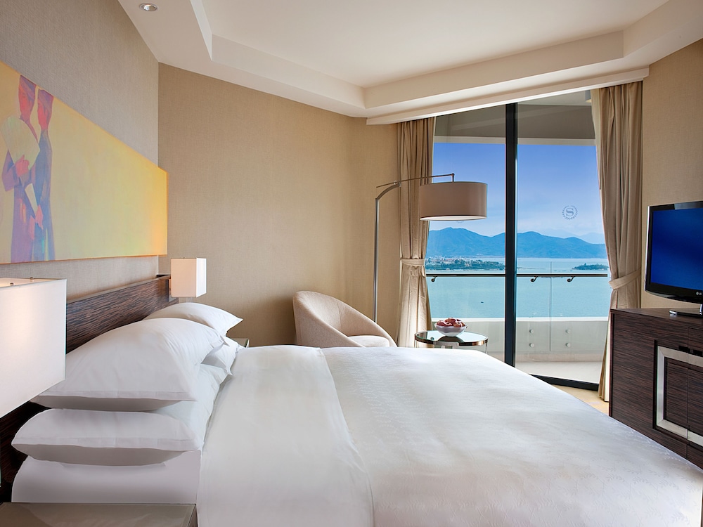 Junior Suite, 1 Bedroom - Photo 2