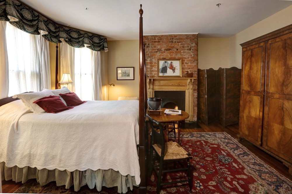 Suite 24 (2nd Floor) photo 3