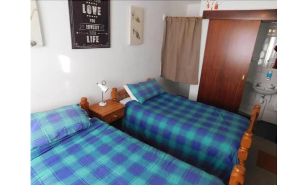 Twin Room, 2 Twin Beds photo 3