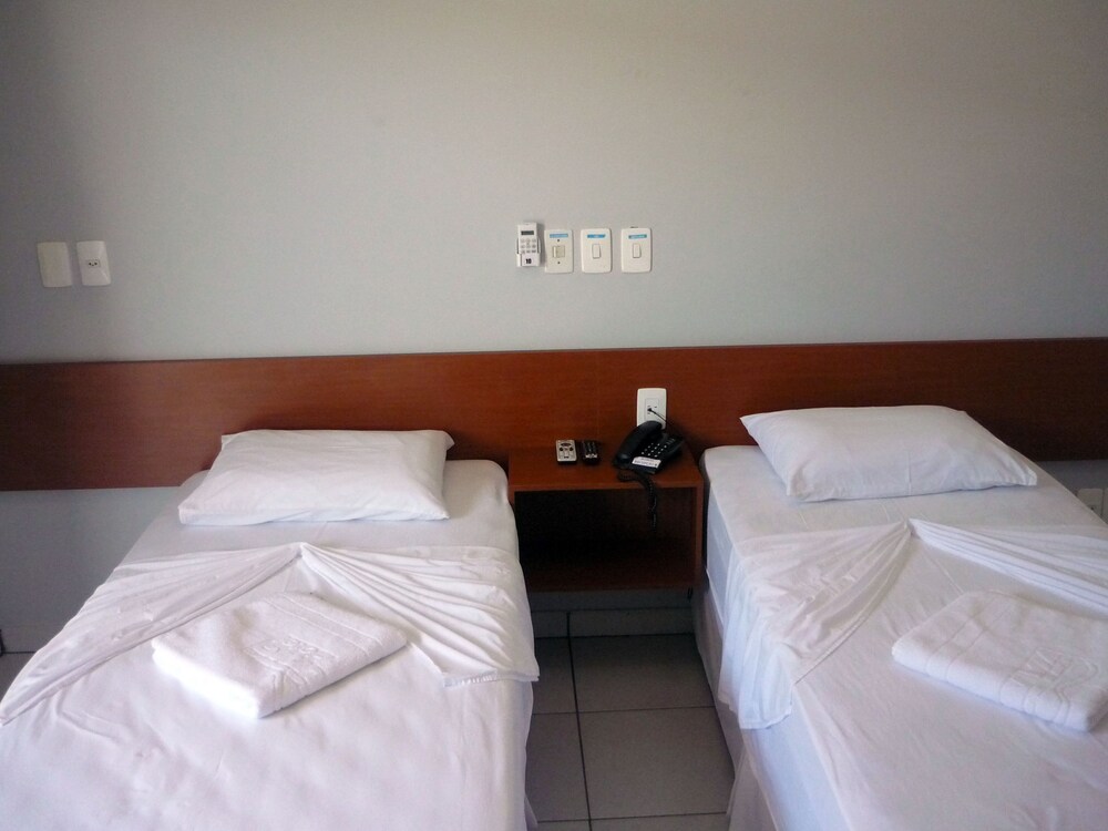 Economy Twin Room photo 1