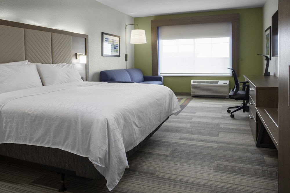 Suite, 1 King Bed (Additional Living Area) - Photo 1