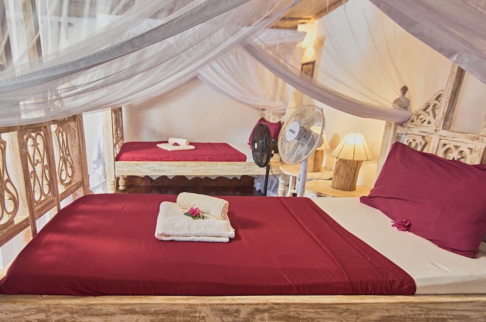 Comfort Twin Room, 2 Twin Beds, Ensuite, Resort View
