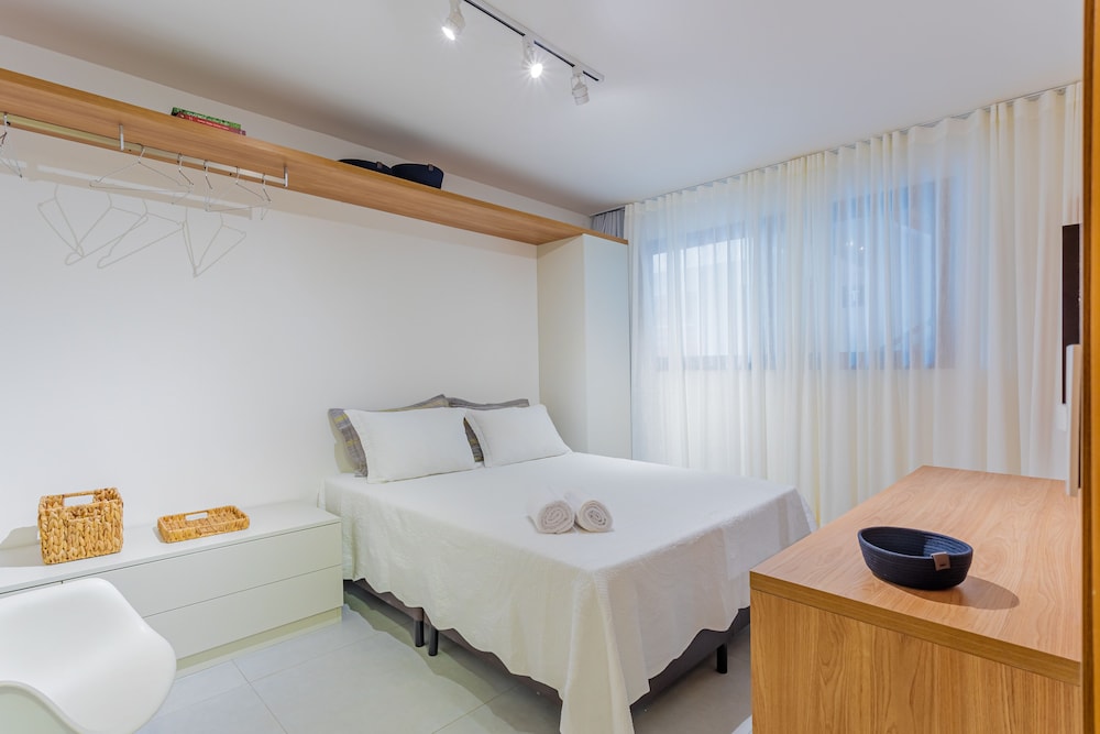Traditional Apartment photo 3
