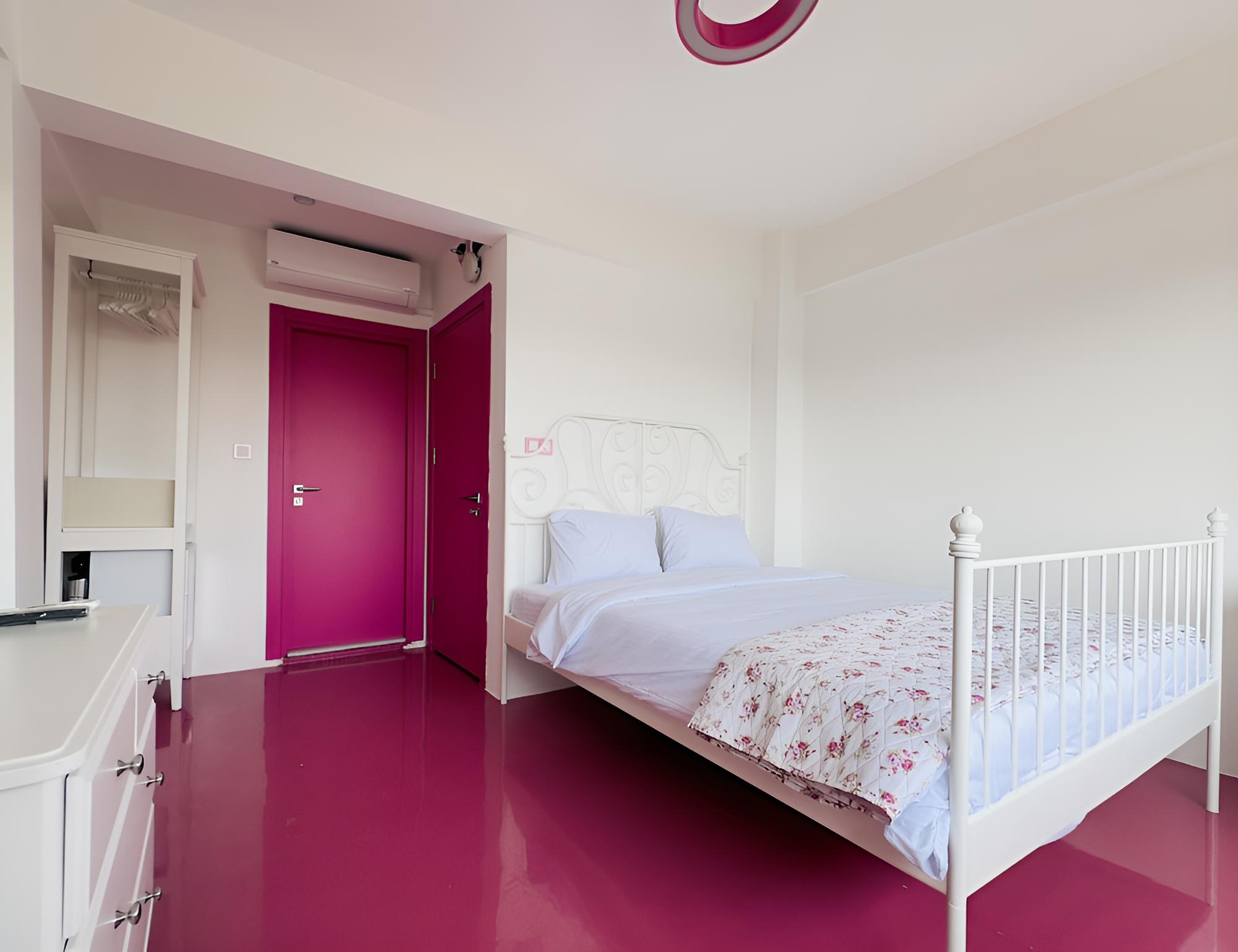 Deluxe Room, 1 King Bed, Non Smoking, Sea Facing photo 2