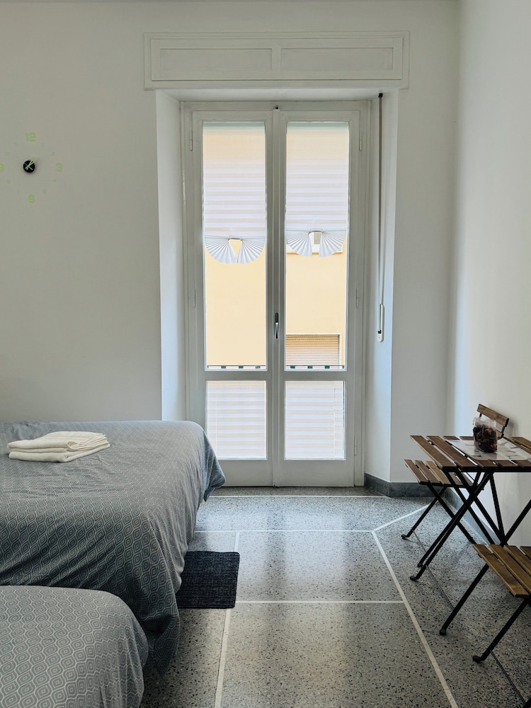 Classic Quadruple Room, City View