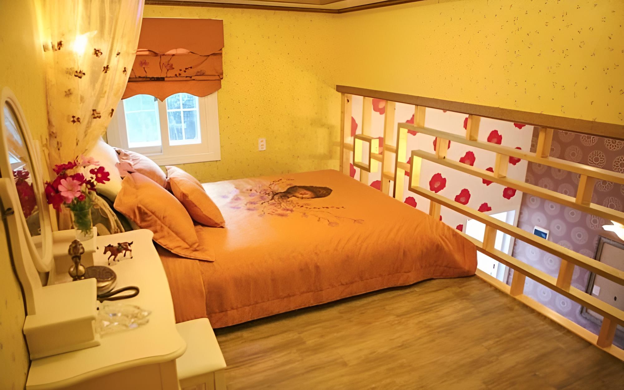 Room (Hobby) photo 2