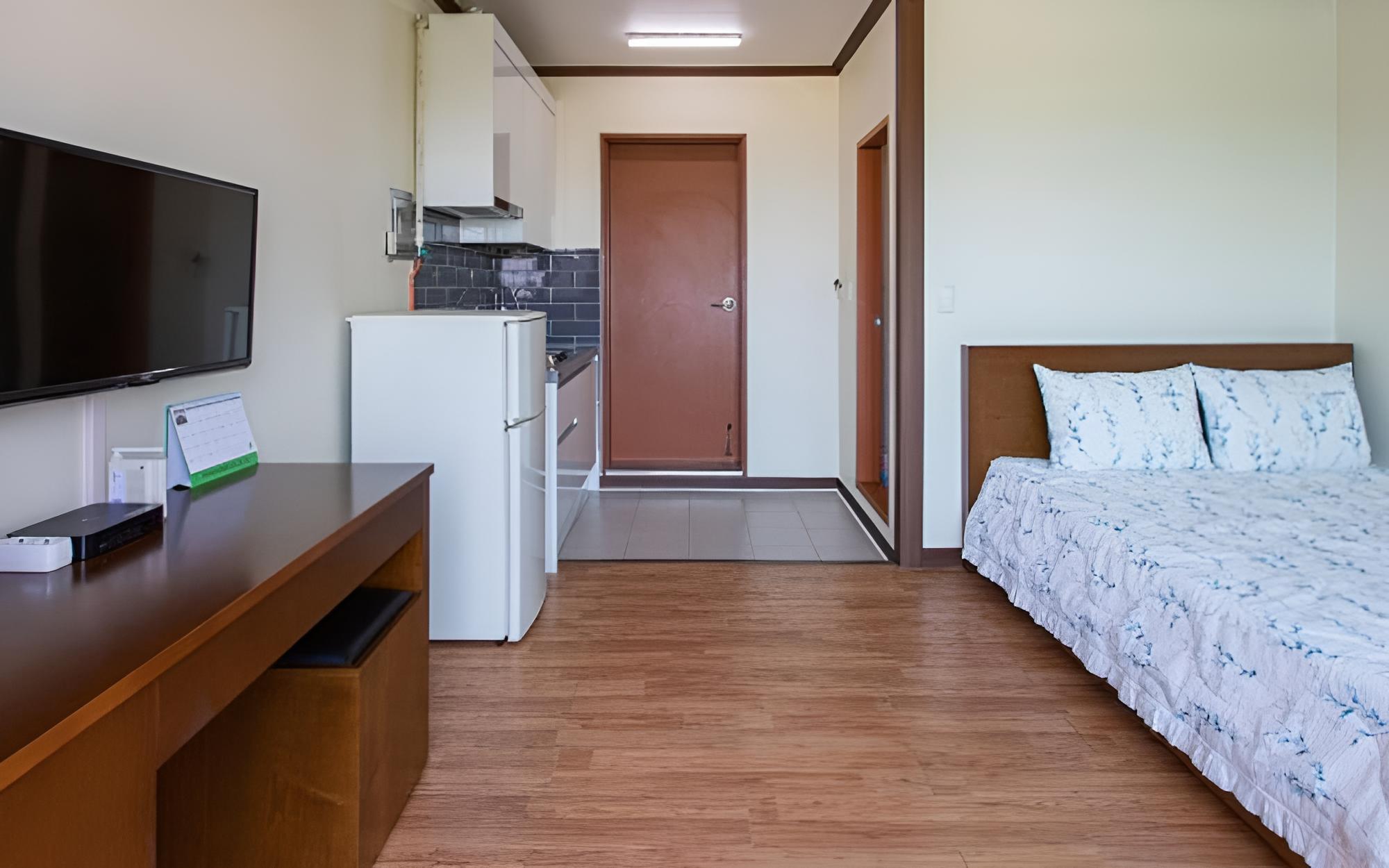 Room (Western style room 204) photo 1
